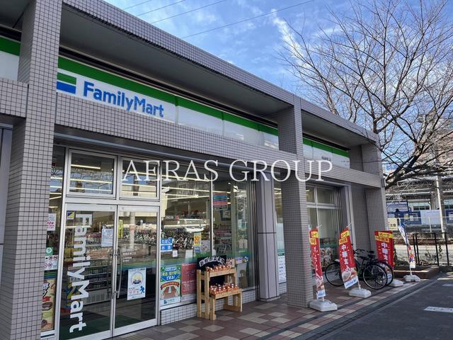 コンビニ　ファミリーマート 朝霞駅東口店（コンビニ）まで504m