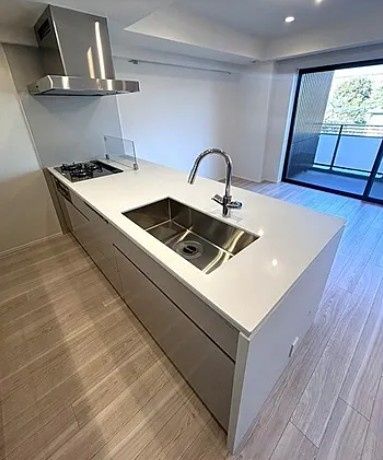 キッチン　別タイプ部屋　参考写真です