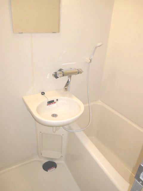 バス・シャワールーム　同仕様