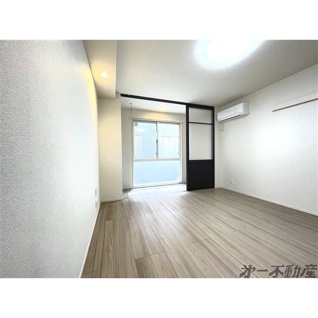 建物外観　洋室