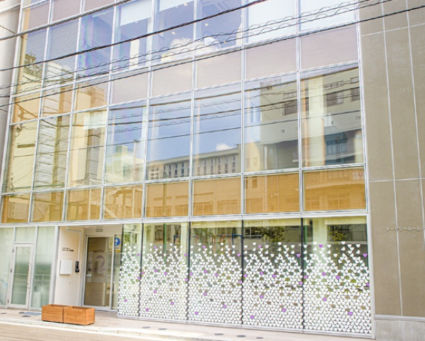 幼稚園・保育園　ナーサリールームベリーベアー日本橋（幼稚園・保育園）まで147m