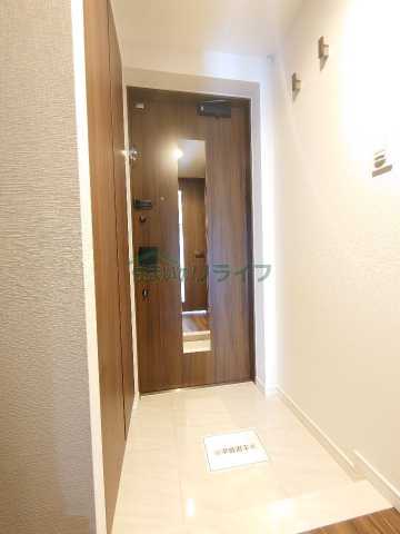 玄関　別部屋の参考写真です