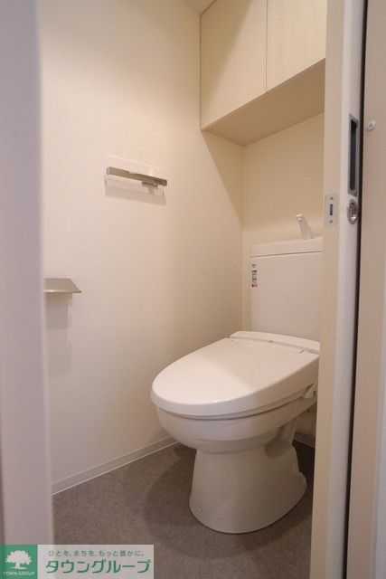 トイレ　※写真は同タイプ住戸です。