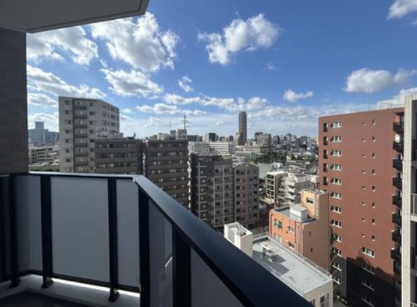 バルコニー　※別部屋の参考写真です。