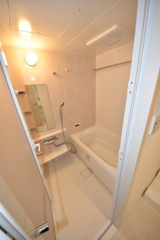 バス・シャワールーム　日々の暮らしに欠かせないお風呂です