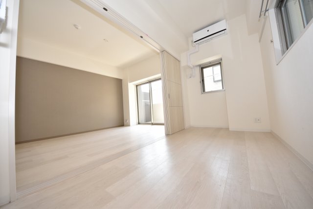 その他部屋・スペース　明るい洋室です