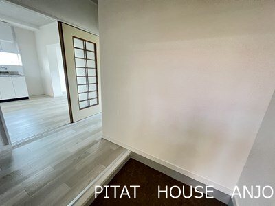 玄関　参考写真