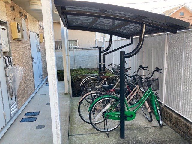 駐車場　駐輪場