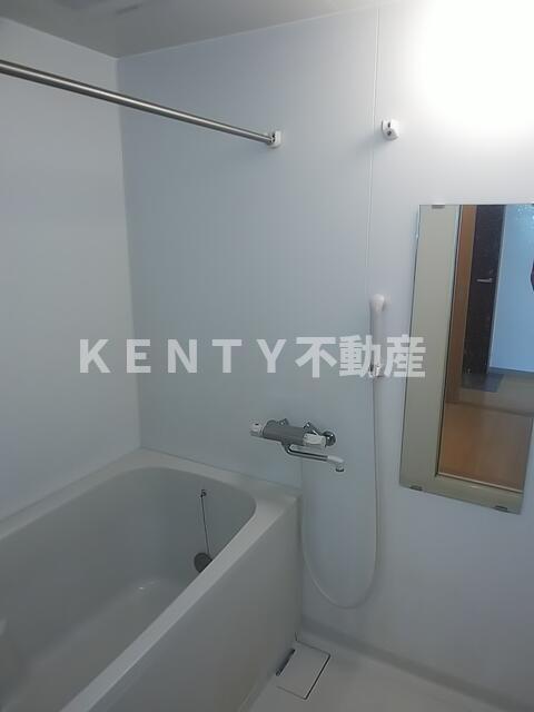 バス・シャワールーム　日々の疲れを癒すお風呂付です