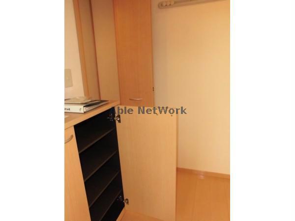 玄関　シューズボックス収納豊富