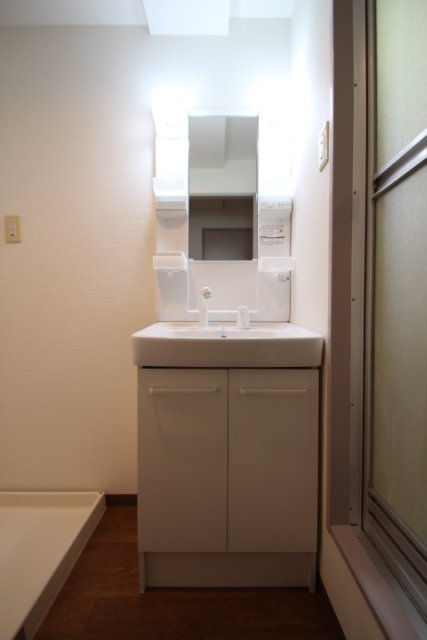 洗面設備　同物件別号室の写真です。