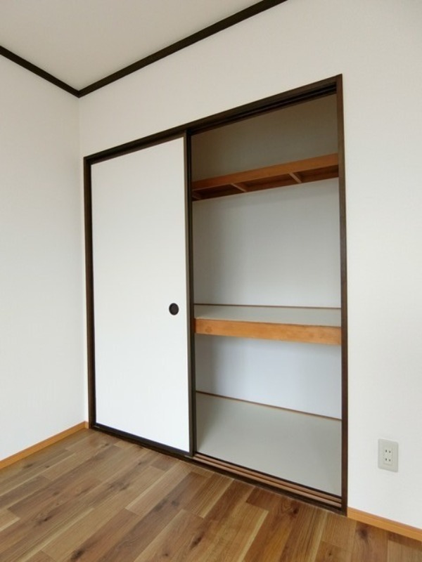 収納　図面と現状に相違がある場合には現状を優先