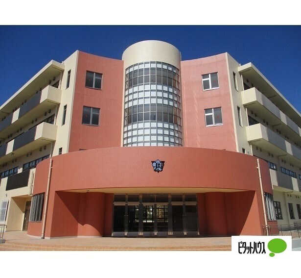 小学校　和歌山市立伏虎義務教育学校（小学校）まで945m