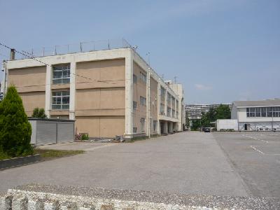 小学校　浦安市立入船小学校（小学校）まで313m