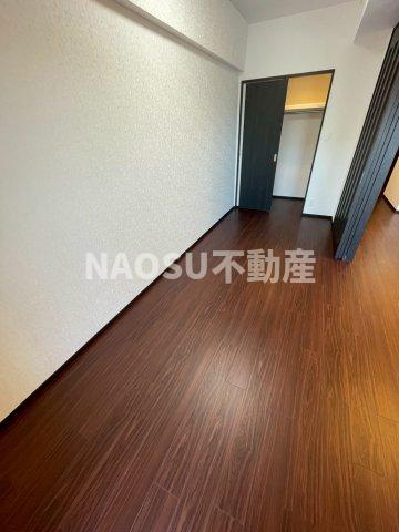 居室・リビング　こちらの居間で趣味の時間をお楽しみください