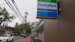 コンビニ　ファミリーマート 大泉学園橋店（コンビニ）まで428m