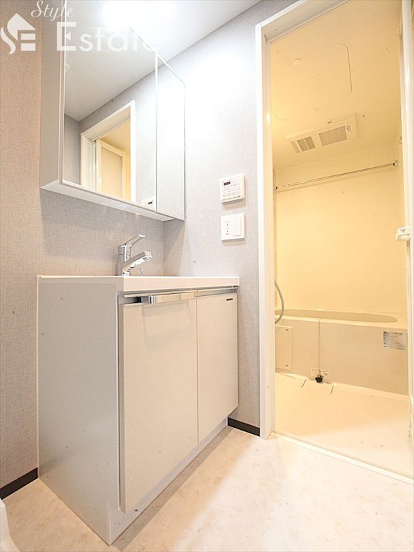 洗面設備　洗面所