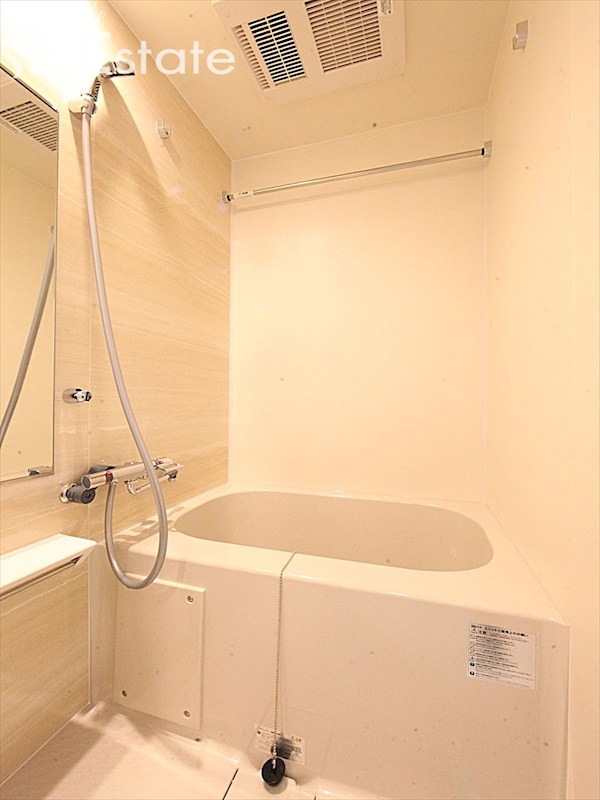 バス・シャワールーム　バスルーム