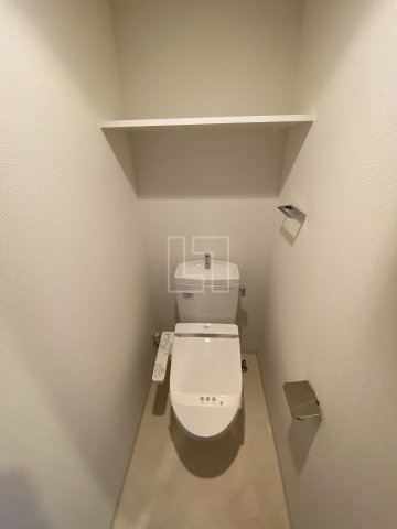 トイレ　エスリード心斎橋LUXUE（エスリード心斎橋ラグジェ）　温水
