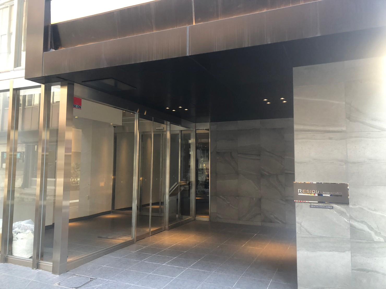 エントランス　エントランス