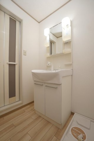 洗面設備　洗髪洗面化粧台