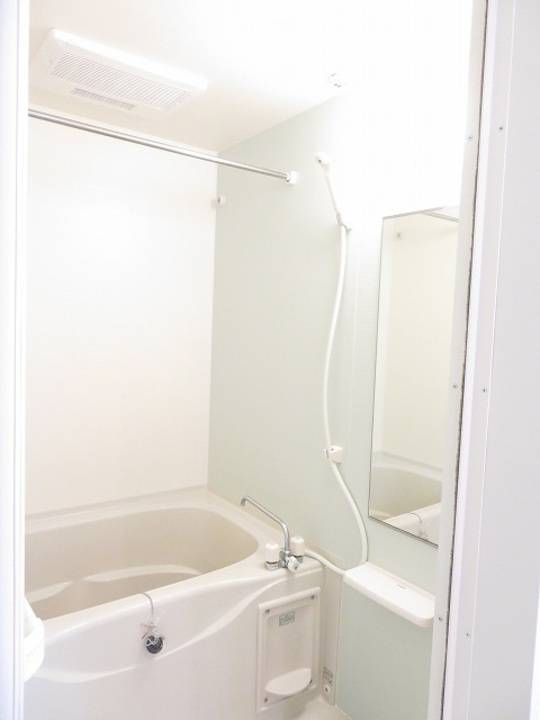 バス・シャワールーム　浴室