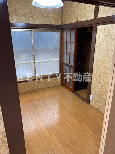 居室・リビング　使いやすい居間です