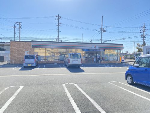 コンビニ　セブンイレブン春日落合店（コンビニ）まで843m