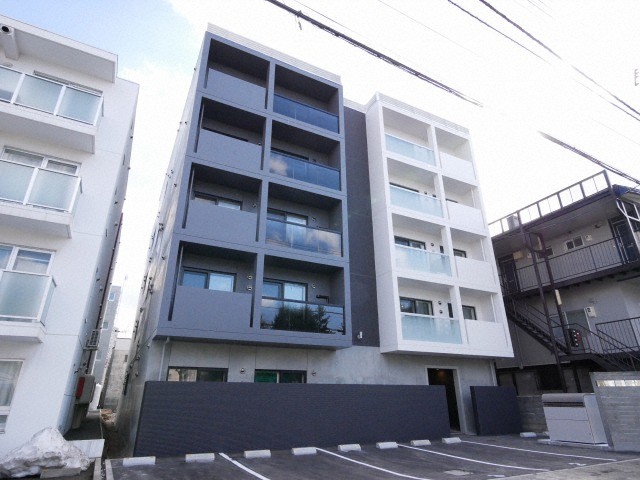 建物外観　☆物件名【アヴェンタドール学園前】とお伝え下さい！