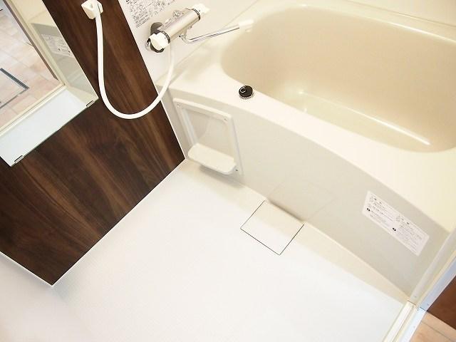 バス・シャワールーム　浴室