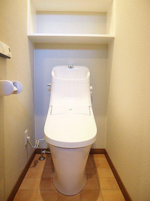 トイレ　トイレ