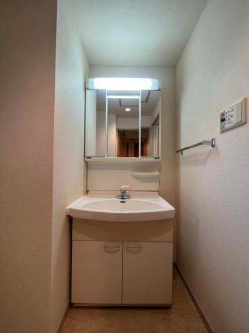 洗面設備　弊社は都内全域の物件をご紹介可能です！