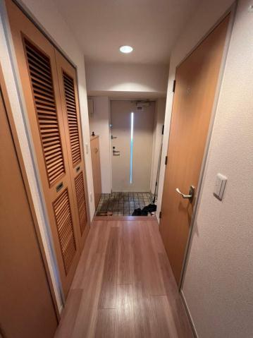 玄関　弊社は都内全域の物件をご紹介可能です！