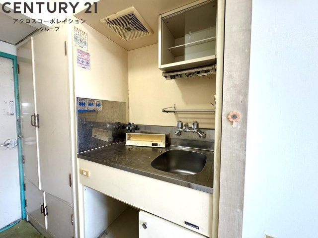 キッチン　コンパクトでシンプルなキッチンです！