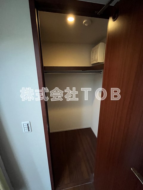 収納　ウォークインクローゼット