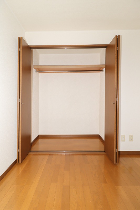 収納　図面と現状に相違がある場合には現状を優先