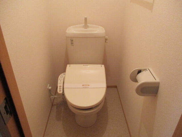 トイレ　トイレ　温水洗浄暖房便座