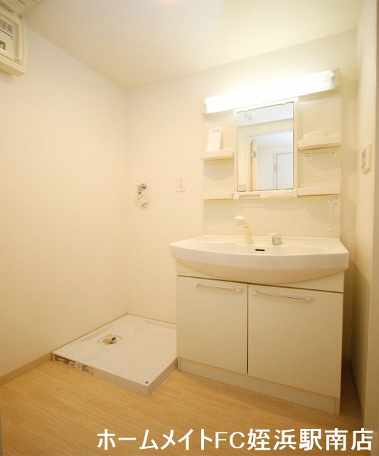 洗面設備　★洗面脱衣所もしっかりあります★参考写真