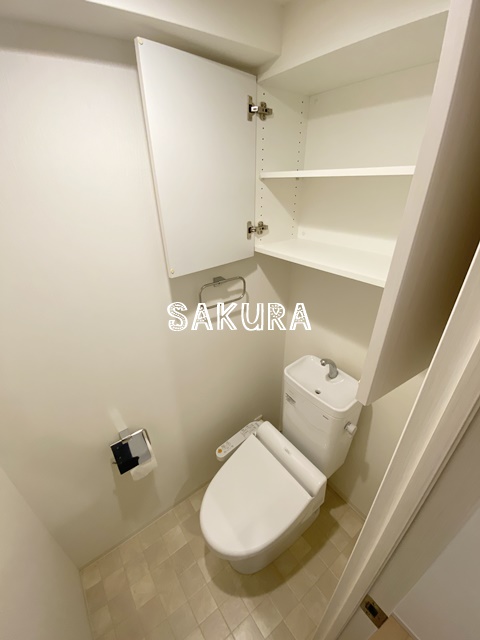 トイレ　落ち着いた色調のトイレです♪