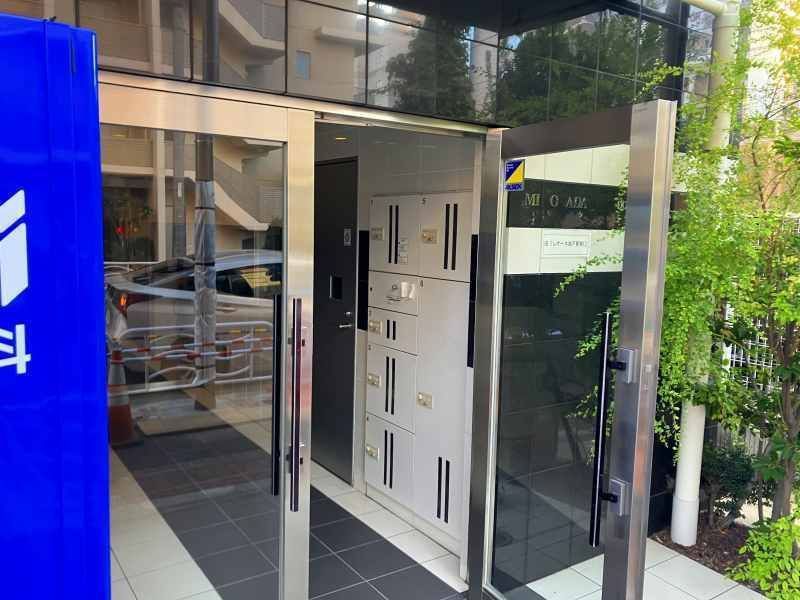 エントランス　共用部分も大変綺麗★