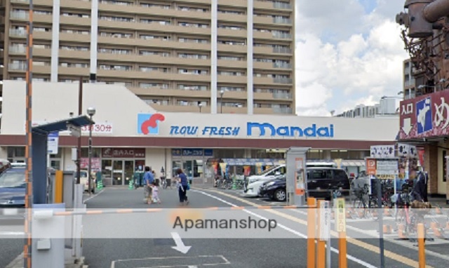 スーパー　万代 鶴見店（スーパー）まで525m