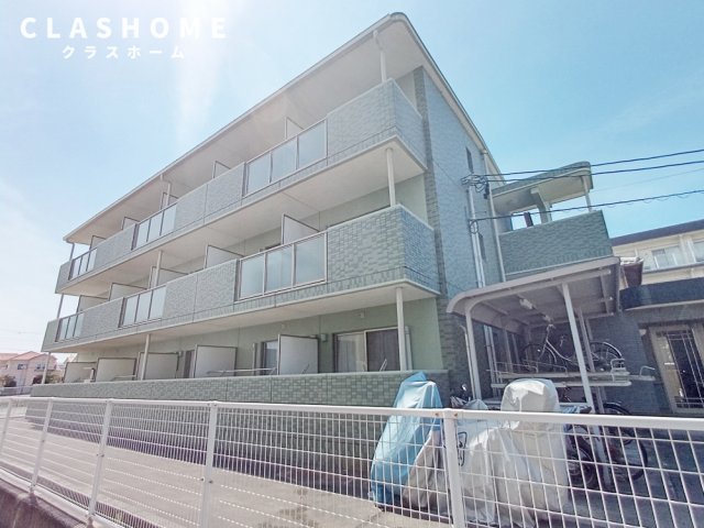 建物外観　同物件の別部屋になります。