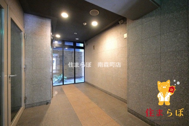 エントランス　共用部の印象も大切に