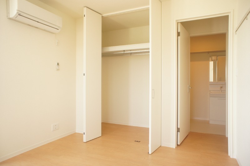 収納　図面と現状に相違がある場合には現状を優先