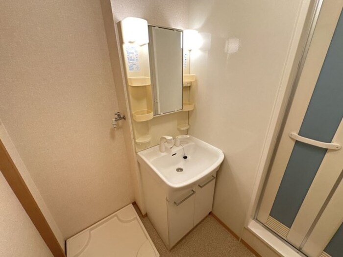 洗面設備　忙しい朝には欠かせない洗面所です