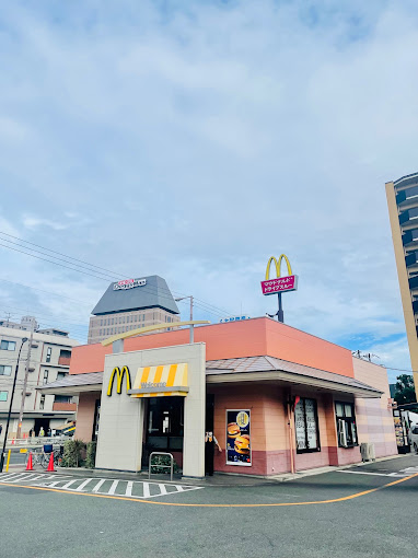 飲食店　マクドナルド 新深江店（飲食店）まで638m