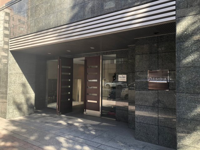 エントランス　エントランス