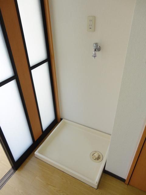 洗面設備　★洗濯機置場★