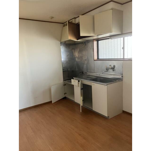 キッチン　※クリーニング前（退去直後）の画像です