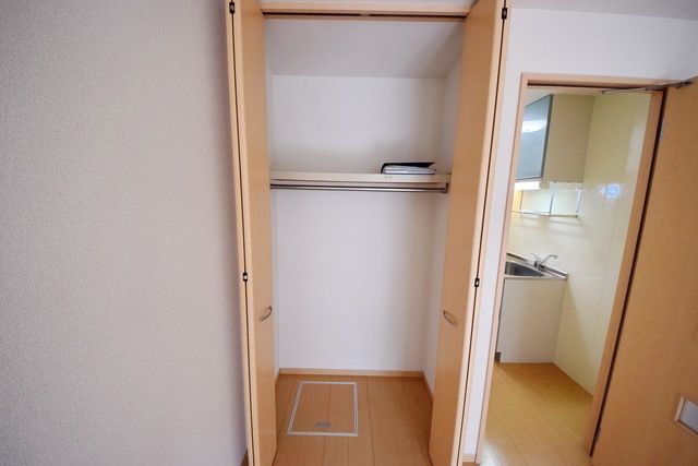 収納　★奥行きのある収納です★